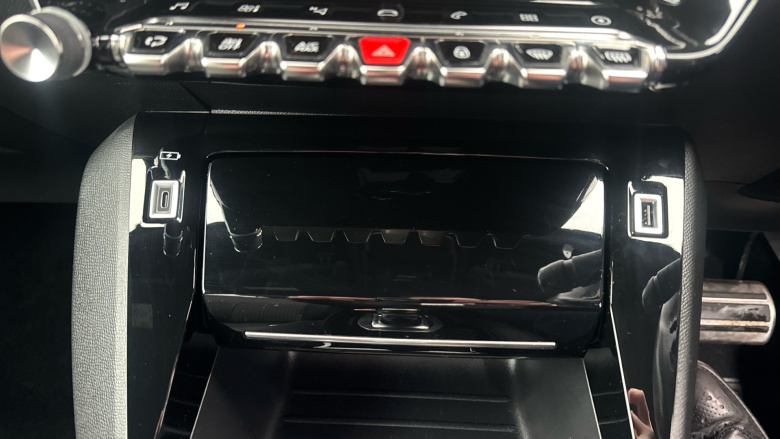 Peugeot 2008 100kW GT 50kWh 5dr Auto Electric Estate